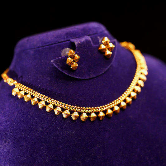 Gold Pot Necklace Set