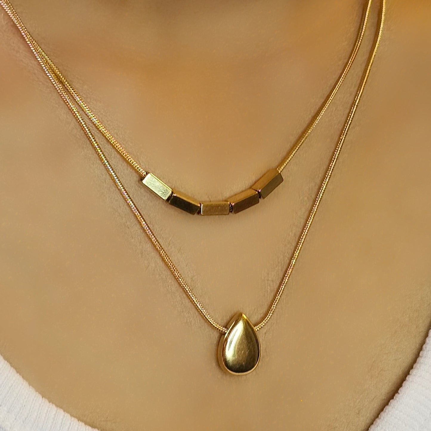 Two layered drop chain