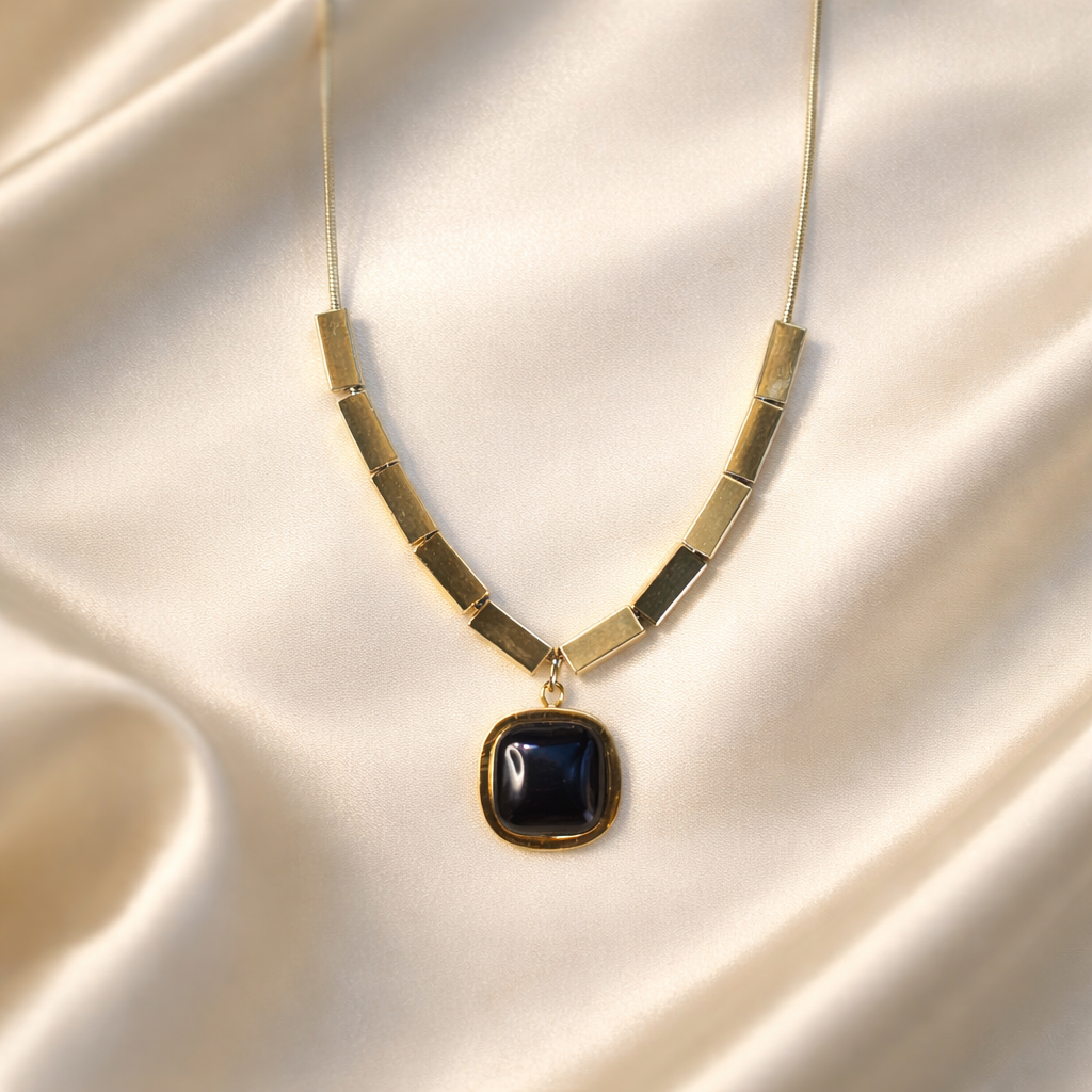 black chain