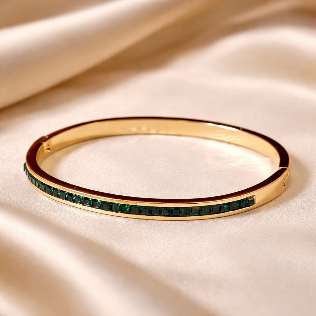 Green cubic zirconia stones bangle