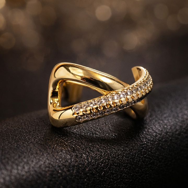 Cross shaped cuff