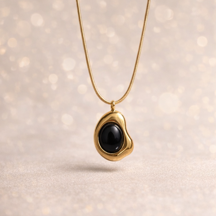 Noir Black Halo Necklace