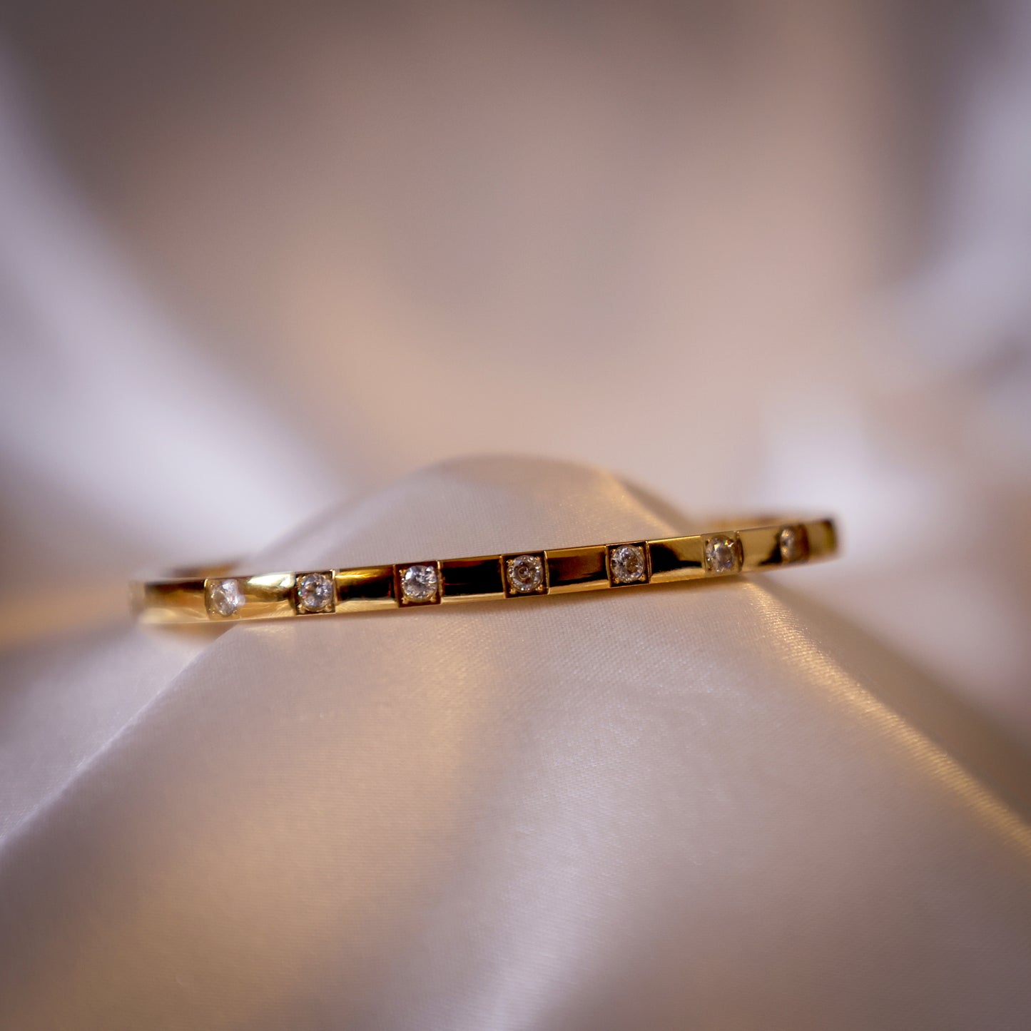 Stainless steel elegant kada with white stones