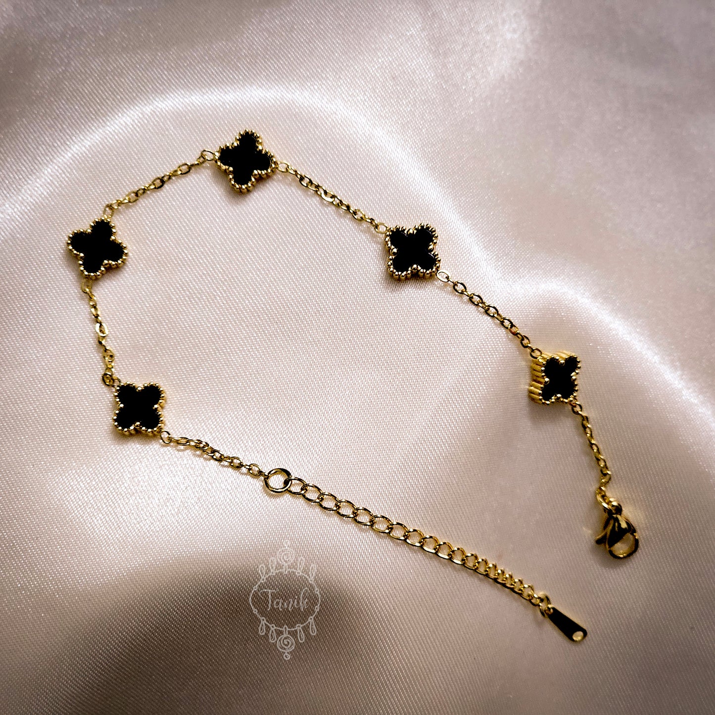 Dual charm Clover Bracelet (Medium sized clovers)