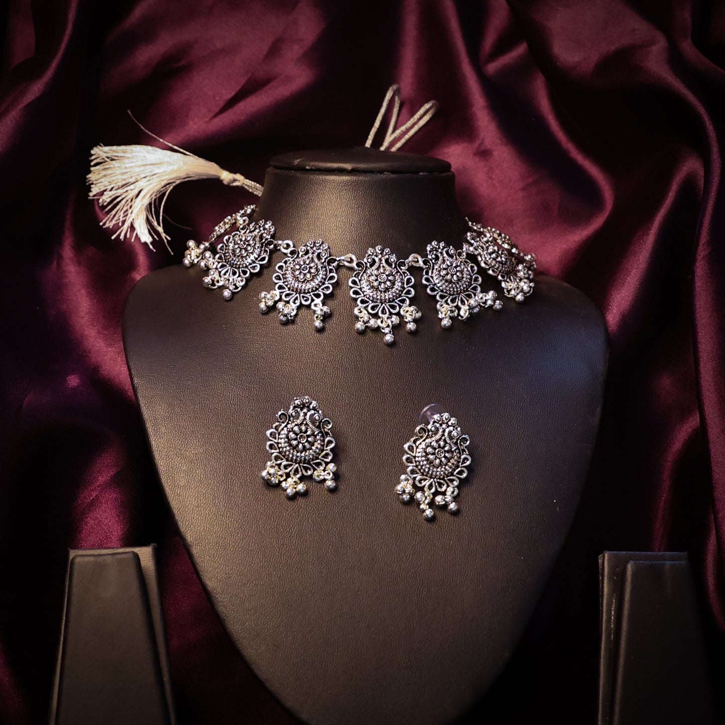 Silver Chocker Sets