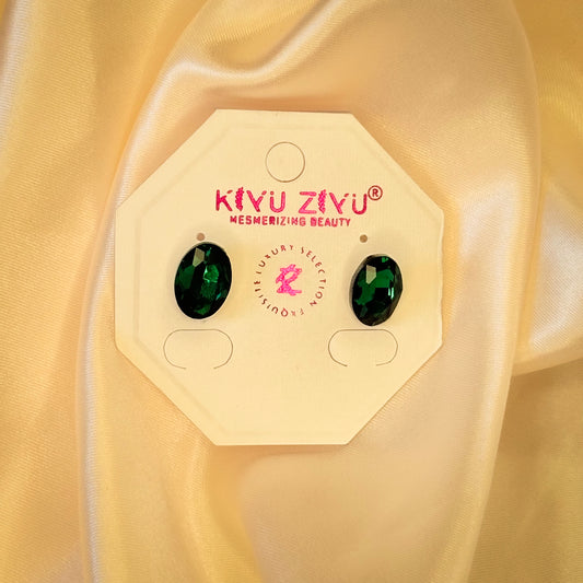Green stone earring